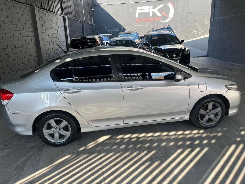Honda City lx 1.5 2010