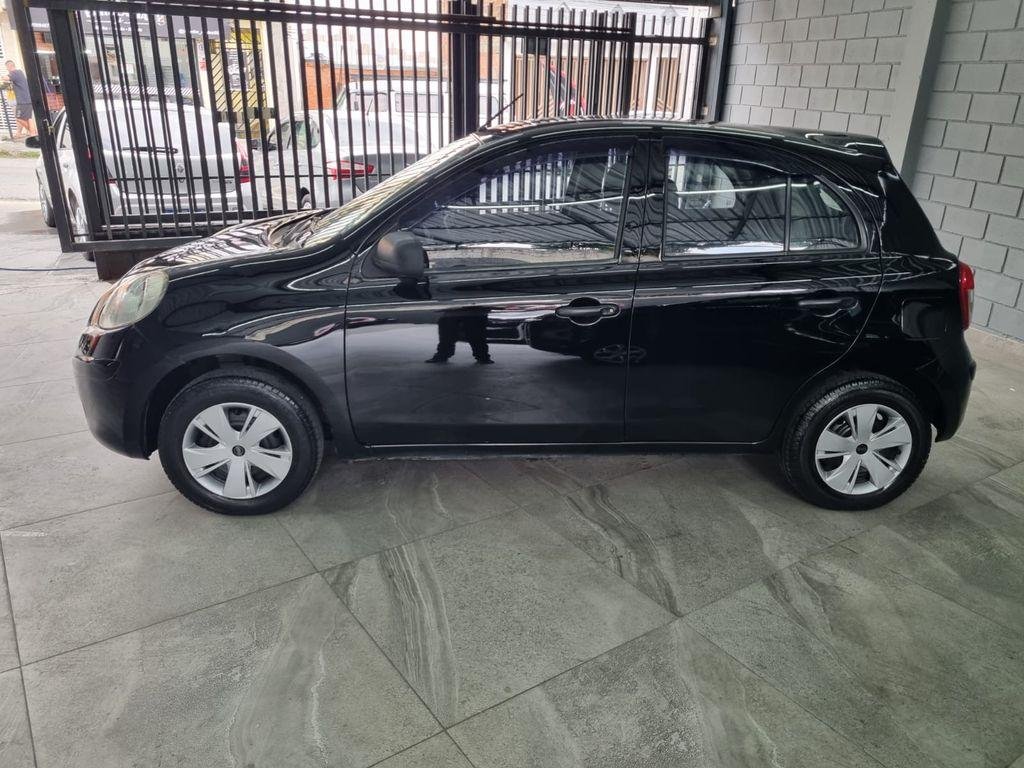 Nissan March s 1.0 flex 2013