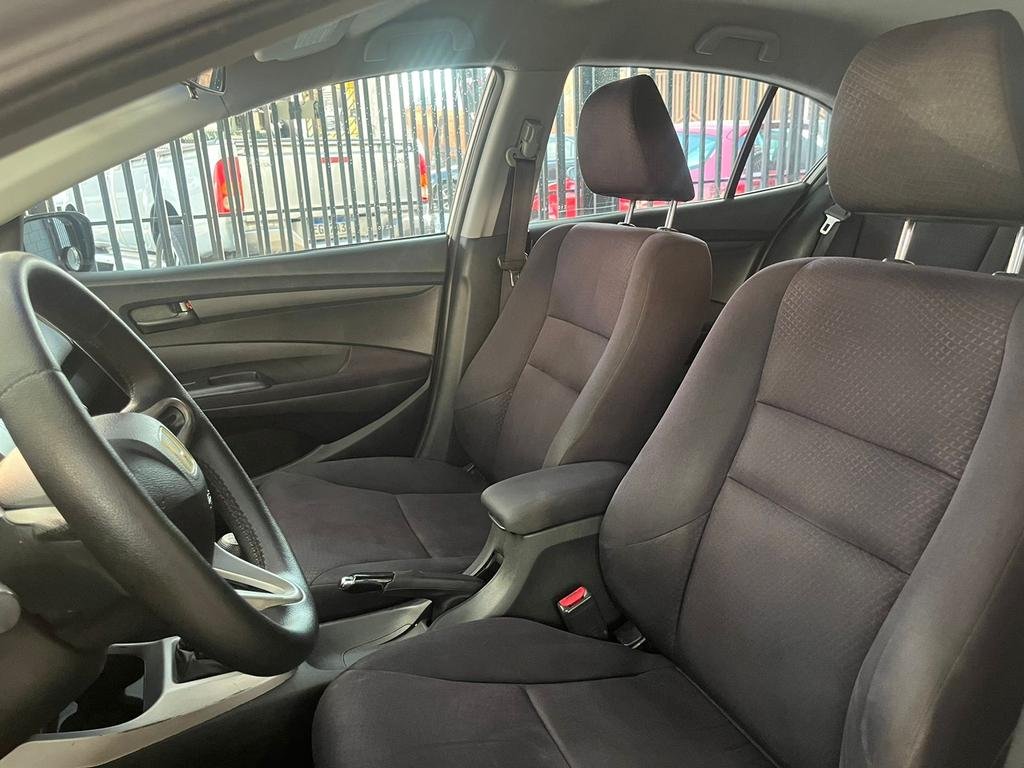 Honda City lx 1.5 2010